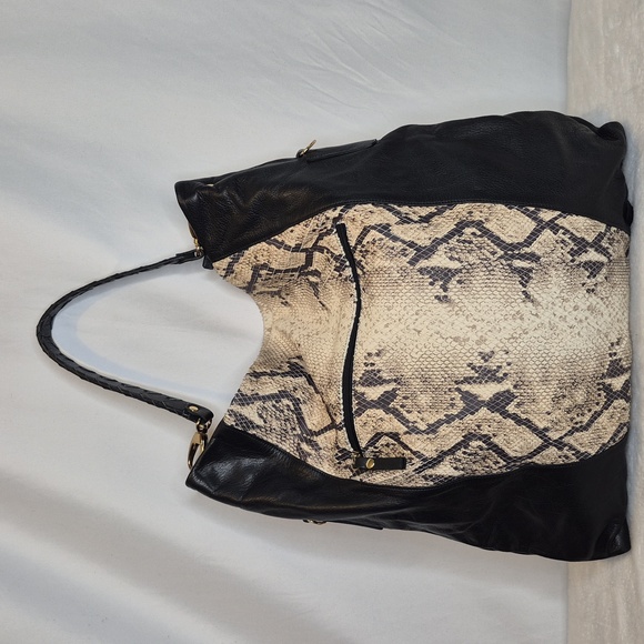 Clever Carriage Company All Leather With Fringe $685 RETAIL - Picture 5 of 17